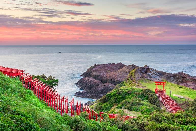 Best Places to Travel in the World: Explore the Beauty of Our Planet 3 kyushu motonosumi inari