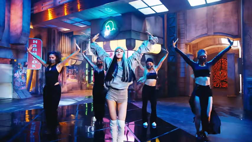 Black pink Lisa: The Journey of a Global K-Pop Icon 4 Black pink Lisa