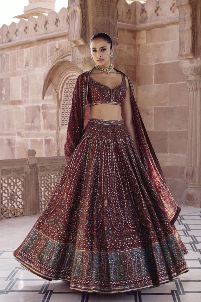 Lehenga: A Global Fashion Icon - India, US, UK, Bangladesh, and Pakistan 9 Lehenga